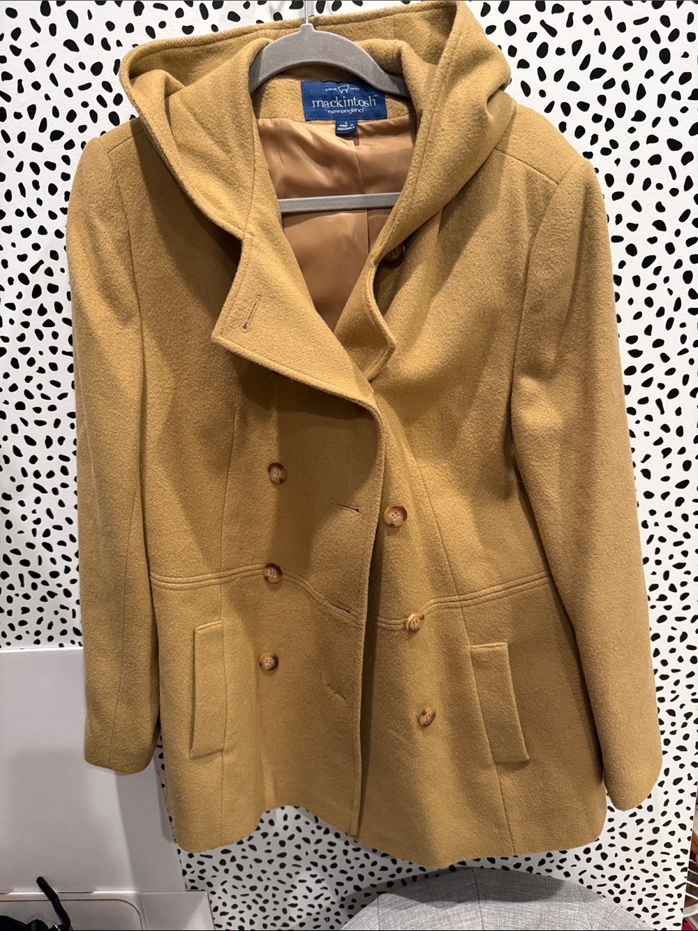 Hooded Wool camel tan mackintosh New England double breasted large pea coat